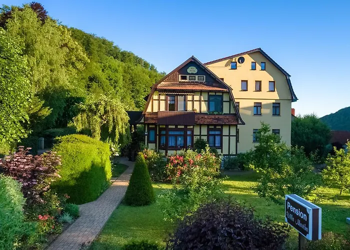 Martha Πανσιόν