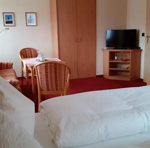 Martha Πανσιόν 3*